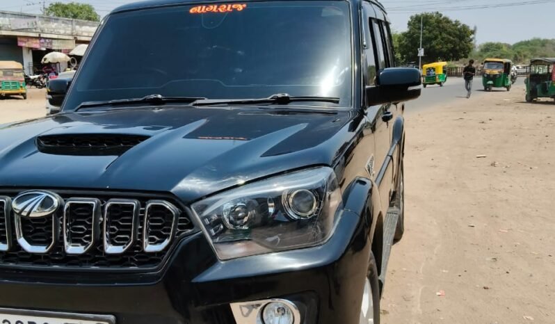 
								Mahindra Scorpio S11 full									