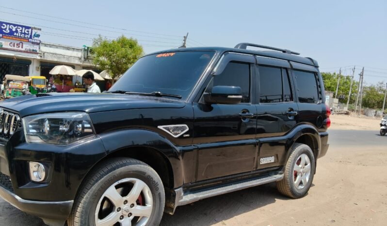 
								Mahindra Scorpio S11 full									