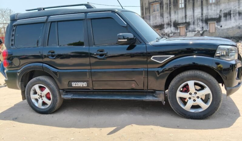 
								Mahindra Scorpio S11 full									