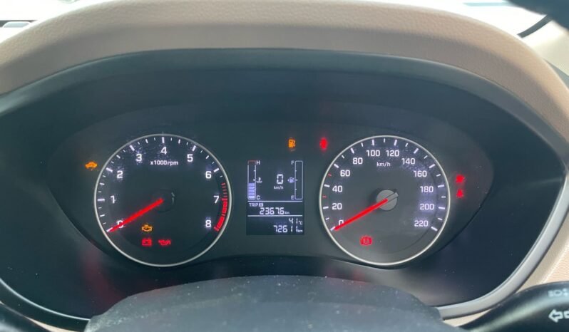
								Hyundai i20 Sports full									