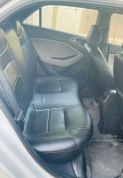 
										Hyundai i20 Sports full									