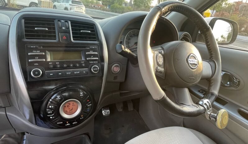 
								Nissan Micra-XL full									